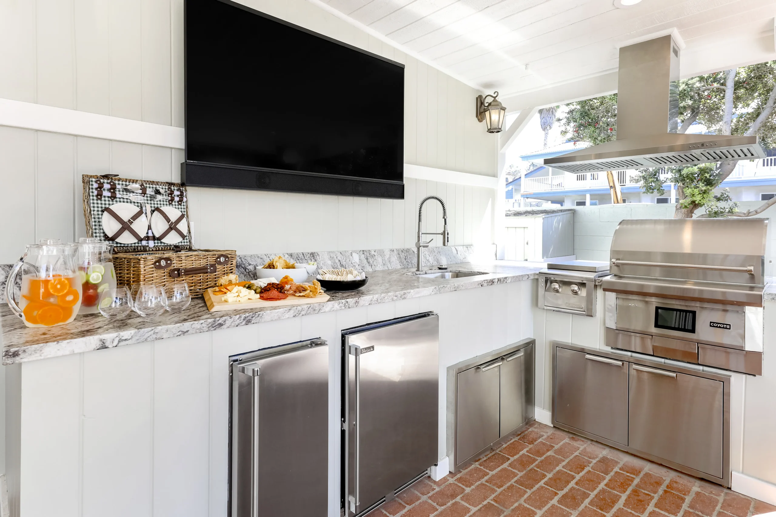 outdoor kitchen with lunch spread